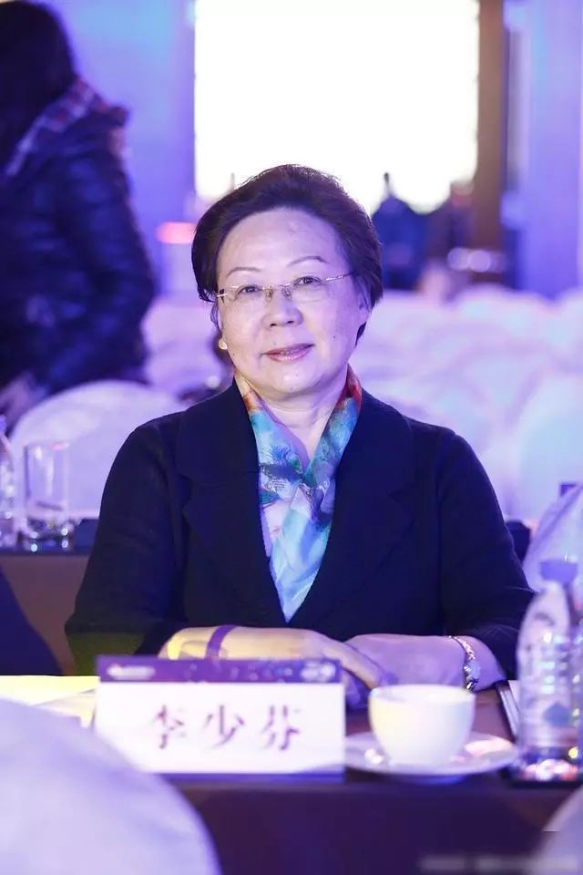 鐘南山院士的夫人，居然是她-肽度TIMEDOO