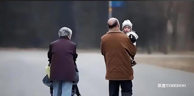 5.4億老年消費(fèi)7萬(wàn)億，中國(guó)如何領(lǐng)跑全球銀發(fā)經(jīng)濟(jì)？-肽度TIMEDOO